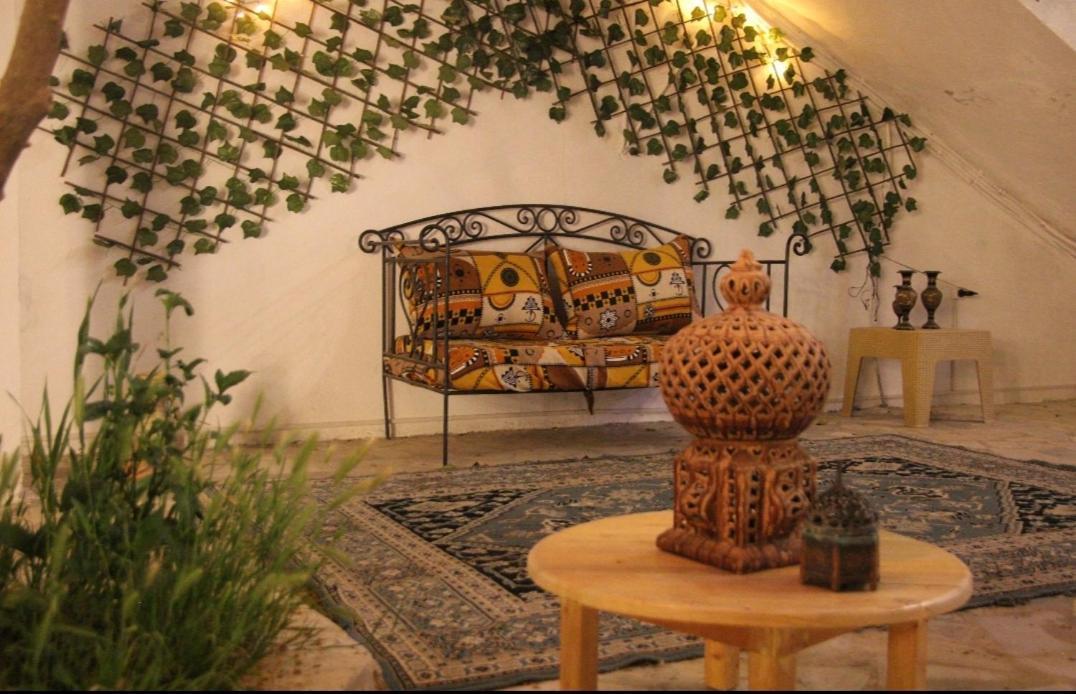 Henchir Ejdoud Guest House Kairouan Luaran gambar